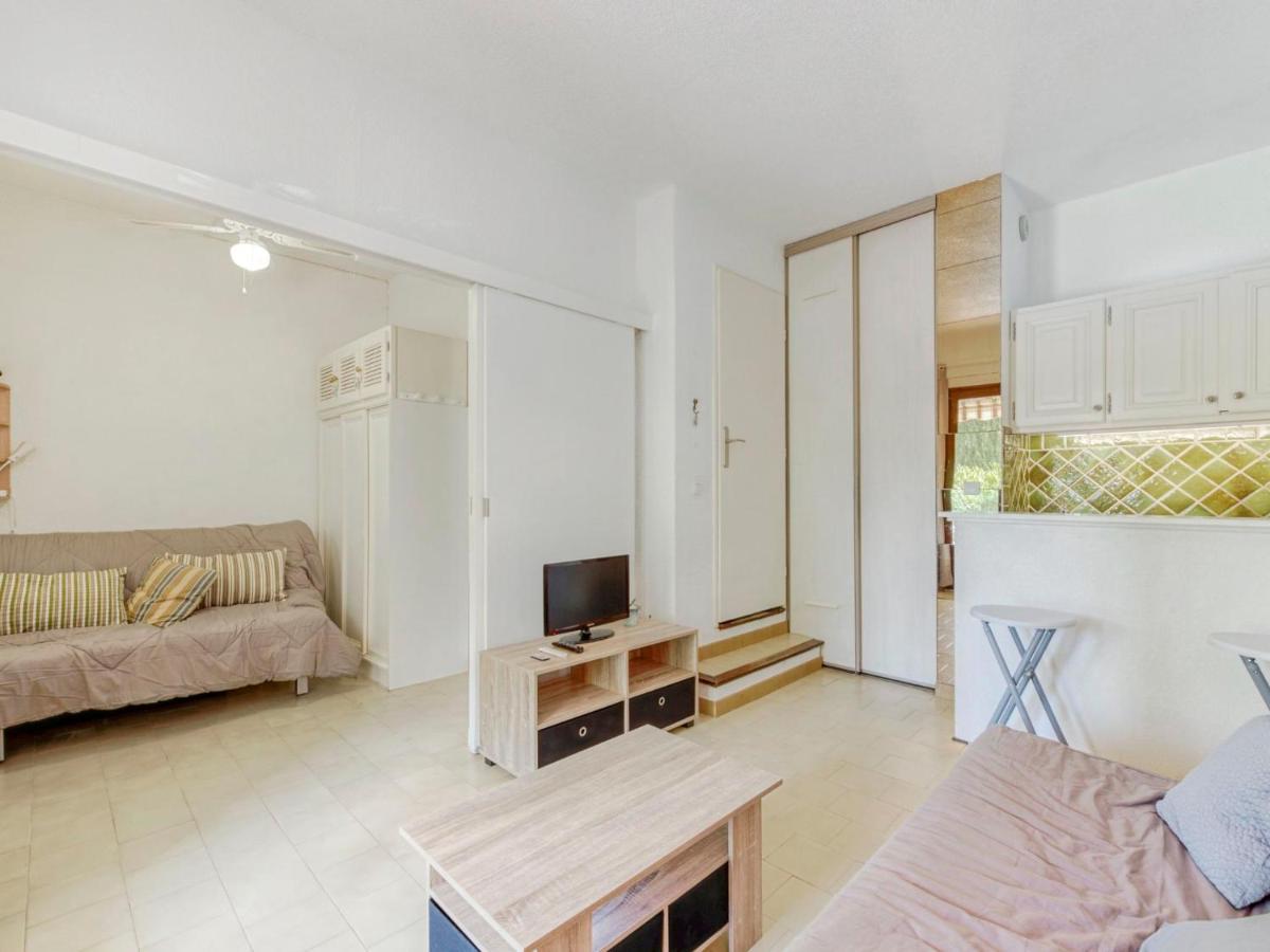 Studio Val Des Chenes-7 By Interhome Cavalaire-sur-Mer Luaran gambar