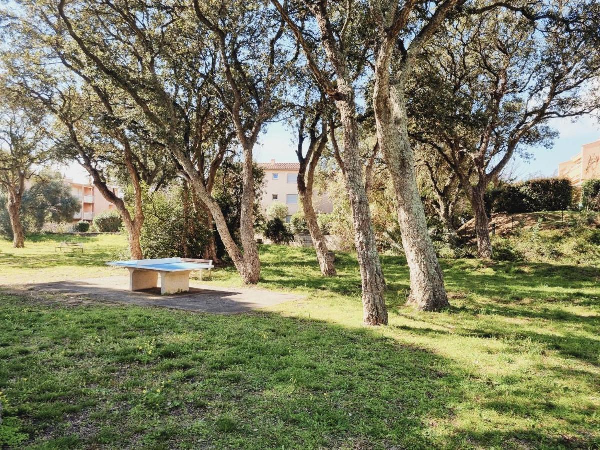 Studio Val Des Chenes-7 By Interhome Cavalaire-sur-Mer Luaran gambar